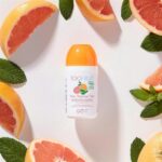 Lăn khử mùi hữu cơ cho bé 5-14 tuổi Toofruit bưởi – bạc hà 50ml